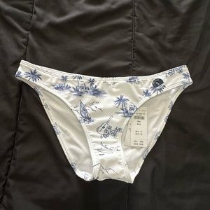 Hollister small panty white and blue new
